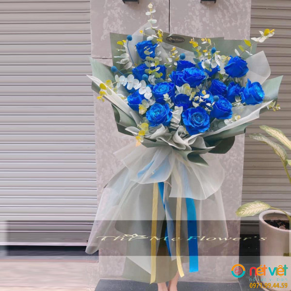 Bó hoa hồng sáp màu xanh niềm tin (2)