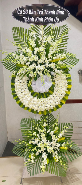 Kệ hoa viếng tông trắng