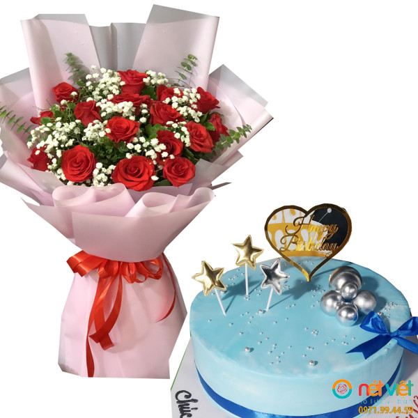 Bánh kem và hoa hồng sen xinh yêu