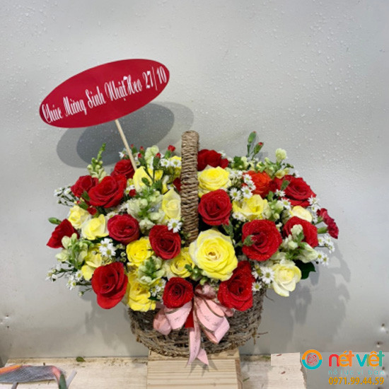 giỏ hoa chúc mừng ngày 20 10 ở Quận 3 Hồ Chí MInh