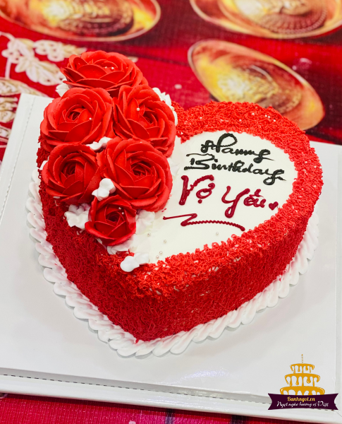 Bánh cưới – bánh kỷ niệm : Bánh kem sinh nhật đỏ sang trọng tặng bạn gái  người yêu tặng vợ