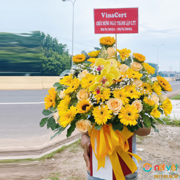 giỏ hoa chúc mừng ở Bình Phước