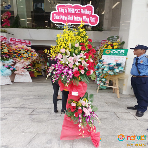 lẵng hoa chúc mừng khai trương cửa hàng ở Bạc Liêu