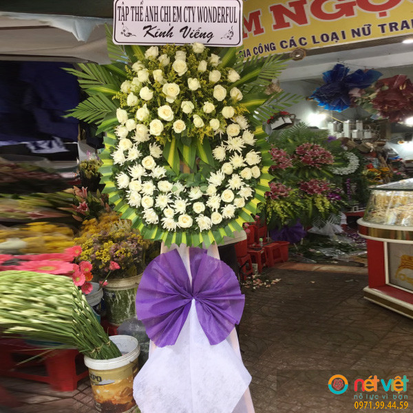 vong hoa chia buồn ở Đắk Lắk