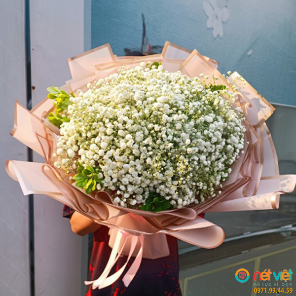 bó hoa cầm tay chúc mừng ở Hoàng Mai Hà Nội