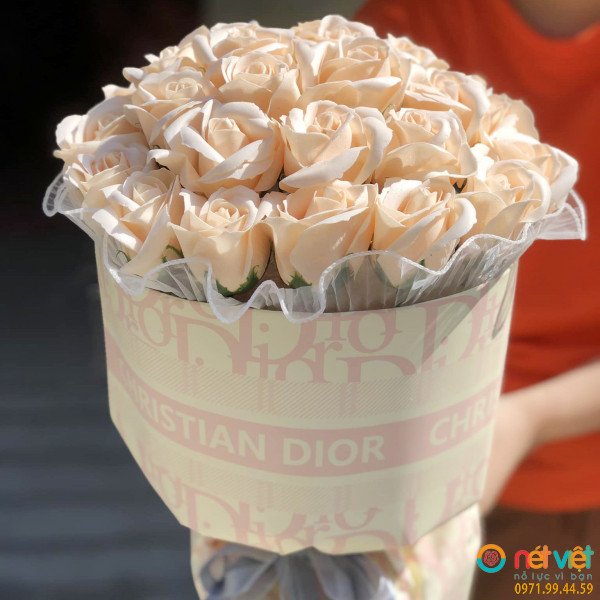 Shop Hoa Sáp Thanh Hoá - Bó hoa hồng sáp kem dễ thương! Một món quà ngọt ngào và đáng yêu