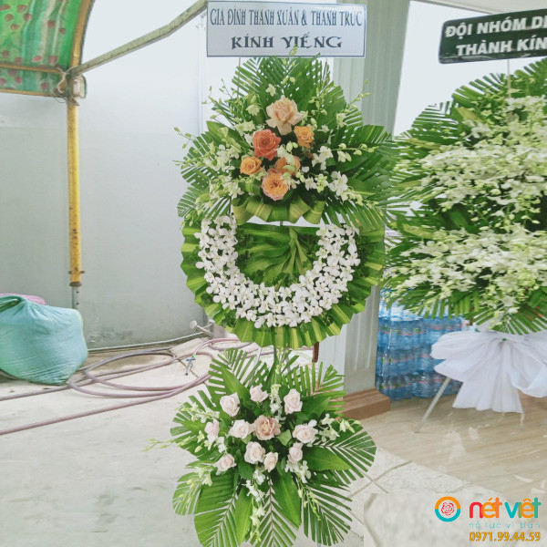 vong hoa tang lễ ở Tiền Giang
