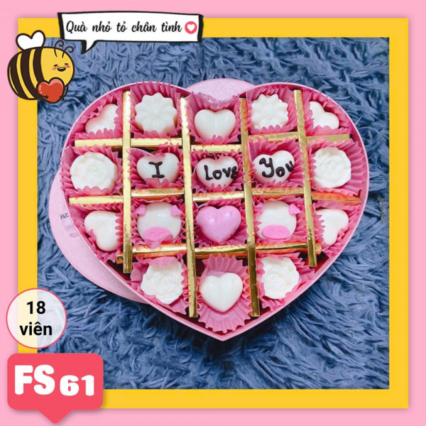 Hộp Socola Valentine trái tim 18 viên có ngăn FS61
