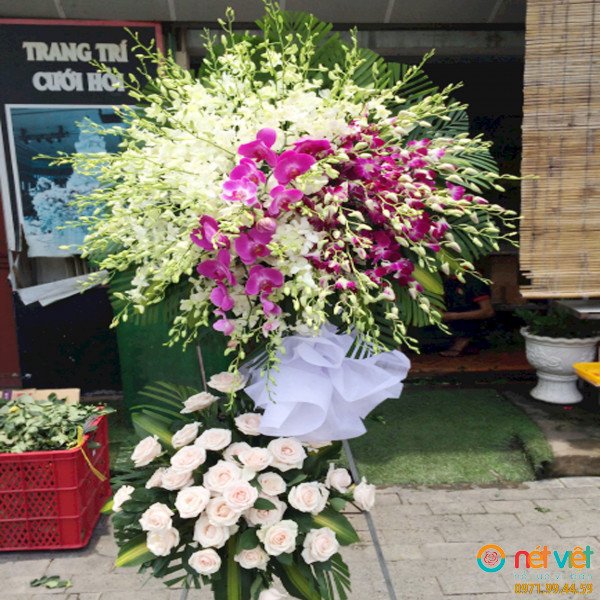Vòng hoa viếng đám tang Bình Dương