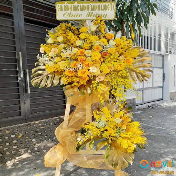 hoa tươi mừng khai trương quận 1