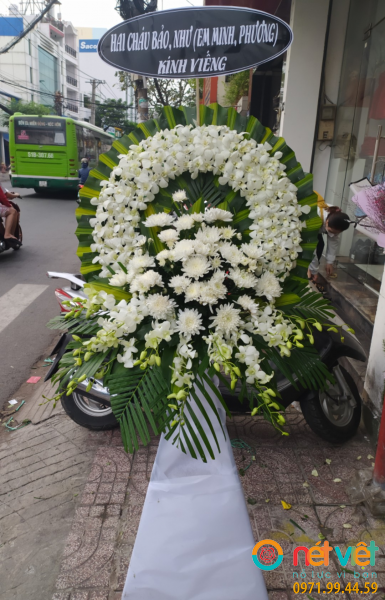 Hoa viếng nỗi niềm thương nhớ