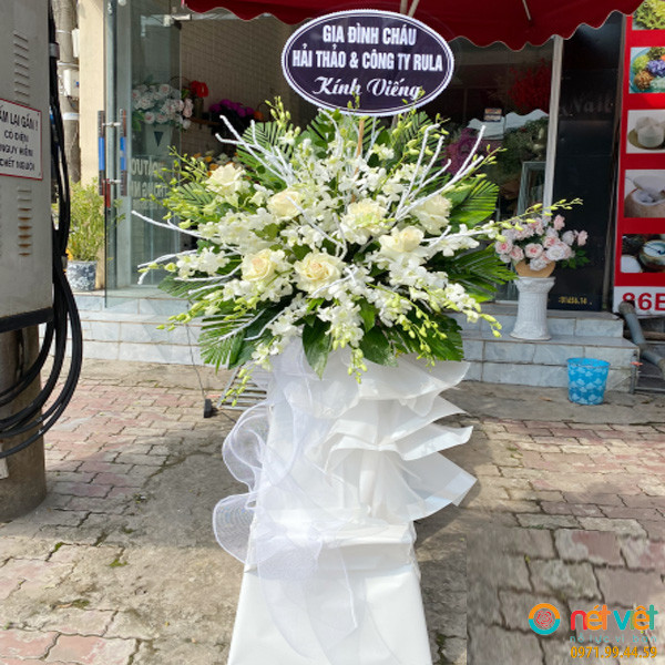 Hoa viếng Yên Bái
