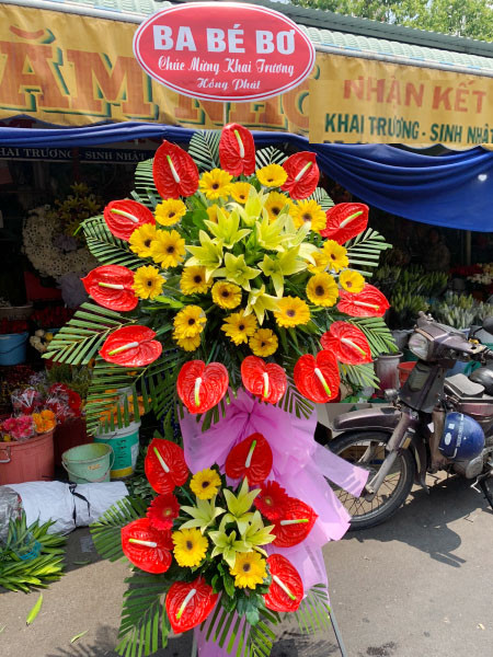 Kệ hoa chúc mừng rực rỡ Thành phố Sa Đéc Tỉnh Đồng Tháp