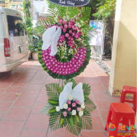 vong hoa tang lễ ở Quận 1 Hồ Chí MInh
