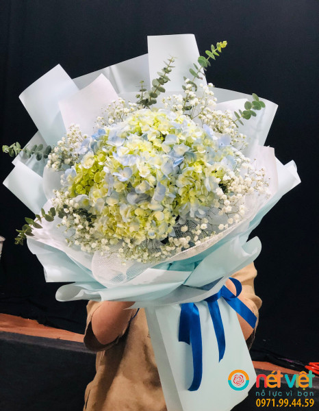 Bó hoa tú cầu xinh xinh