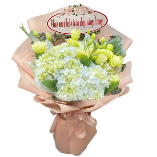Bó hoa cẩm tú cầu điểm hoa cát tường xanh là một tác phẩm nghệ thuật hoa tươi tuyệt đẹp