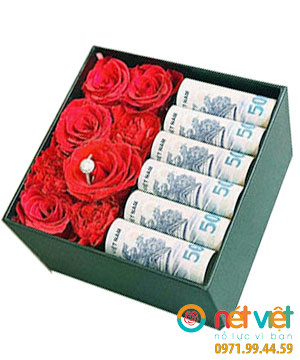 Hộp hoa tiền hình vuông