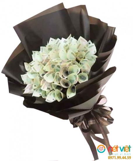 Bó hoa tiền tờ 100 ngàn đồng