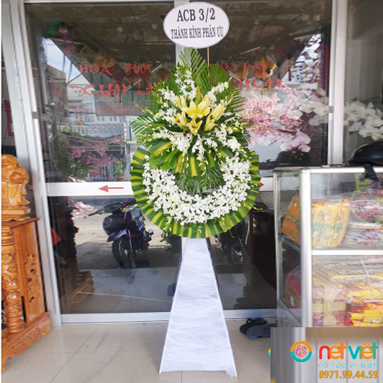 vòng hoa đám tang ở Thới Bình Cà Mau