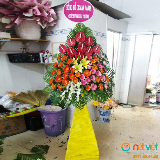 kệ hoa khai trương ở Trần Văn Thời Cà Mau