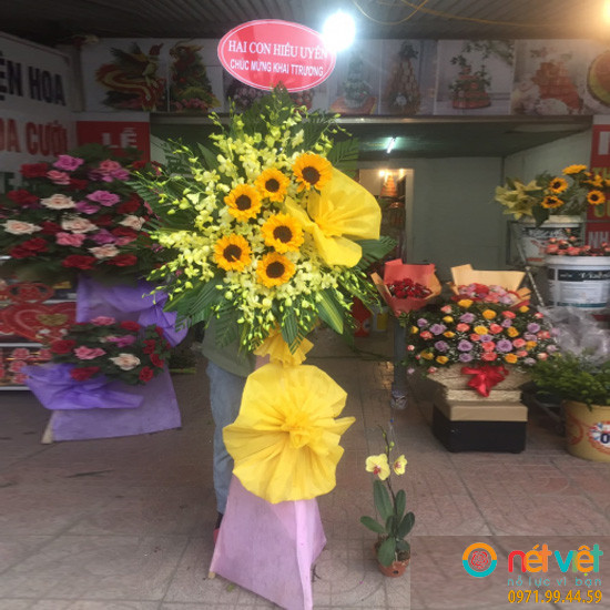 kệ hoa chúc mừng ở Hoàng Mai Nghệ An
