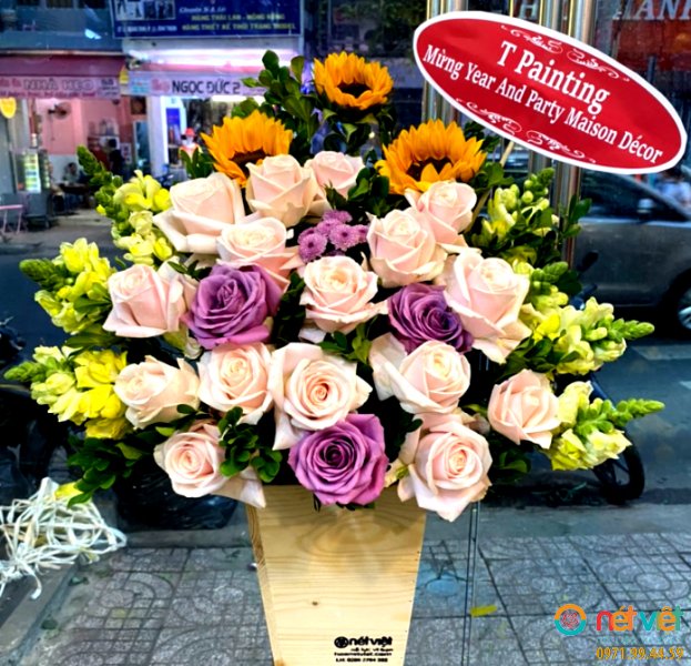 Hộp hoa đẹp chúc mừng party