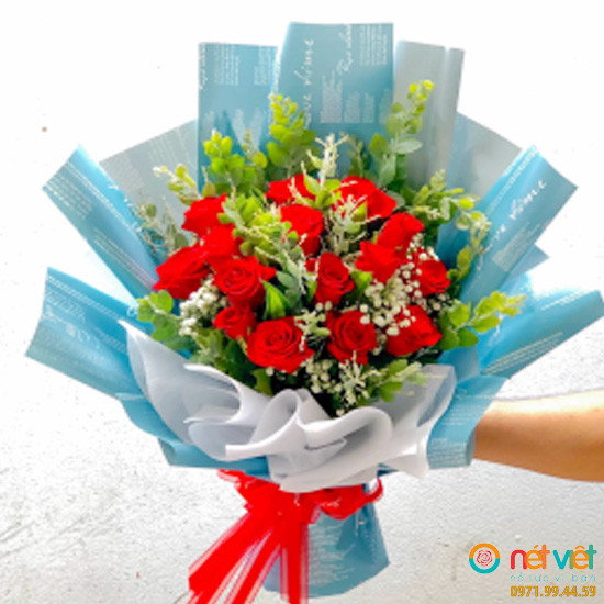 Bó hoa hồng đỏ đẹp tại Shop Hoa Ninh Thuận! Mang tình yêu và sắc đỏ tươi tắn