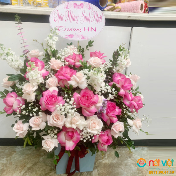 giỏ hoa chúc mừng ngày 20 10 ở Cô Tô Quảng Ninh