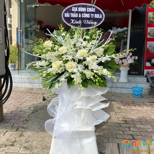 vòng hoa viếng đám tang ở Hà Giang