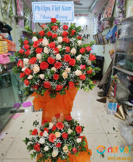 lẵng hoa khai trương cửa hàng ở Hà Giang