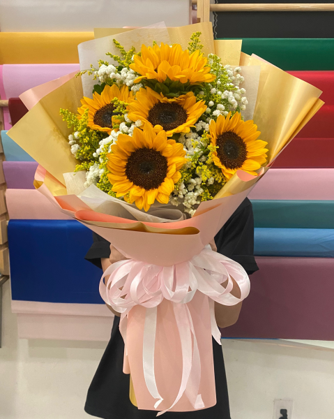 Bó Hoa Ánh Dương Rực Rỡ
